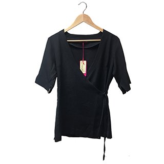 * WRAP OVER TUNIC BLACK SIZE 8