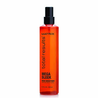 TOTAL RESULTS MEGA SLEEK IRON SMOOTHER  250ML