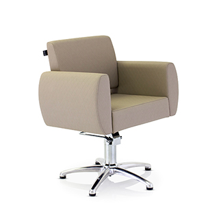 REM MAGNUM STYLING CHAIR